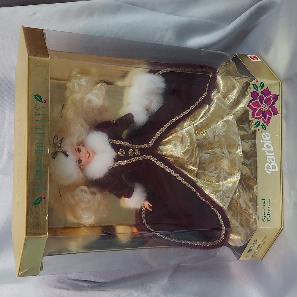 Barbie Mattel Happy‎ Holidays, 1996 Hallmark Special Edition, New In Box, Velvet